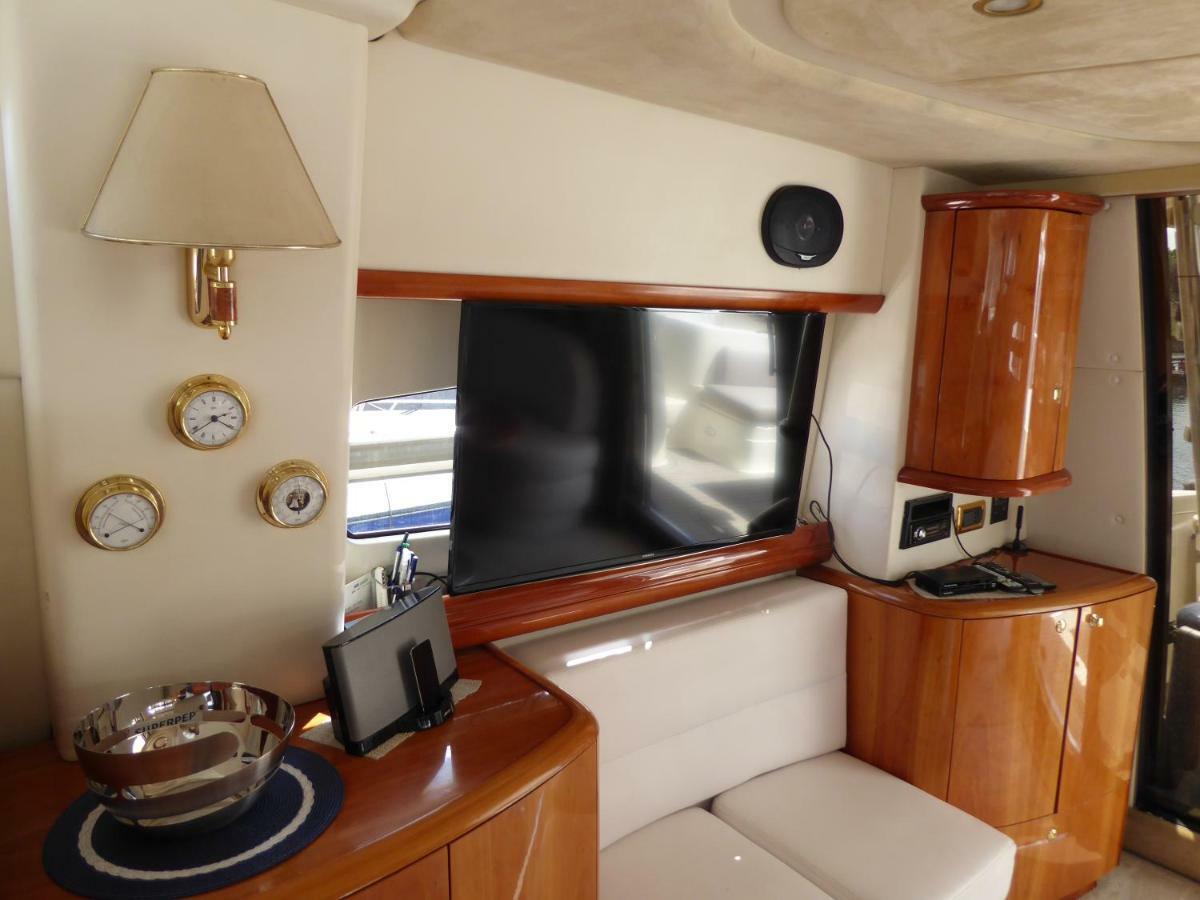 Hotel Rhein Yacht Lexa Duisburg Exterior foto