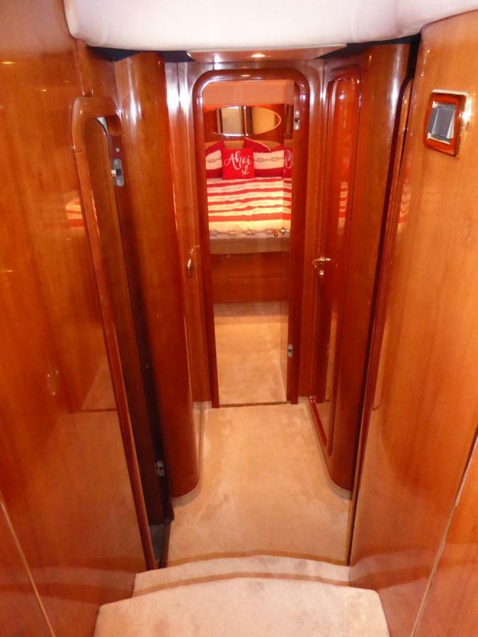 Hotel Rhein Yacht Lexa Duisburg Exterior foto