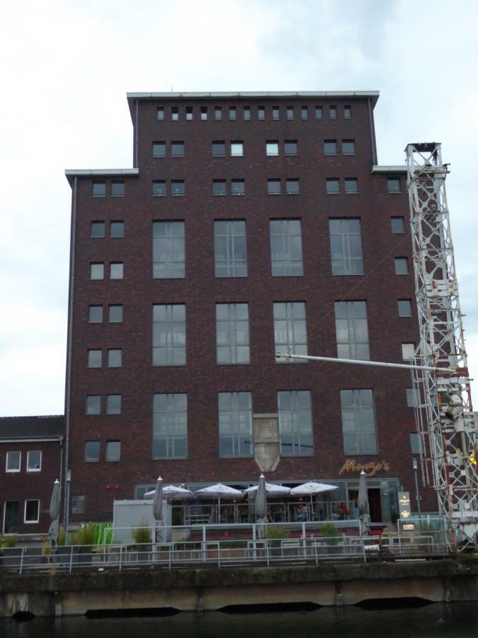 Hotel Rhein Yacht Lexa Duisburg Exterior foto