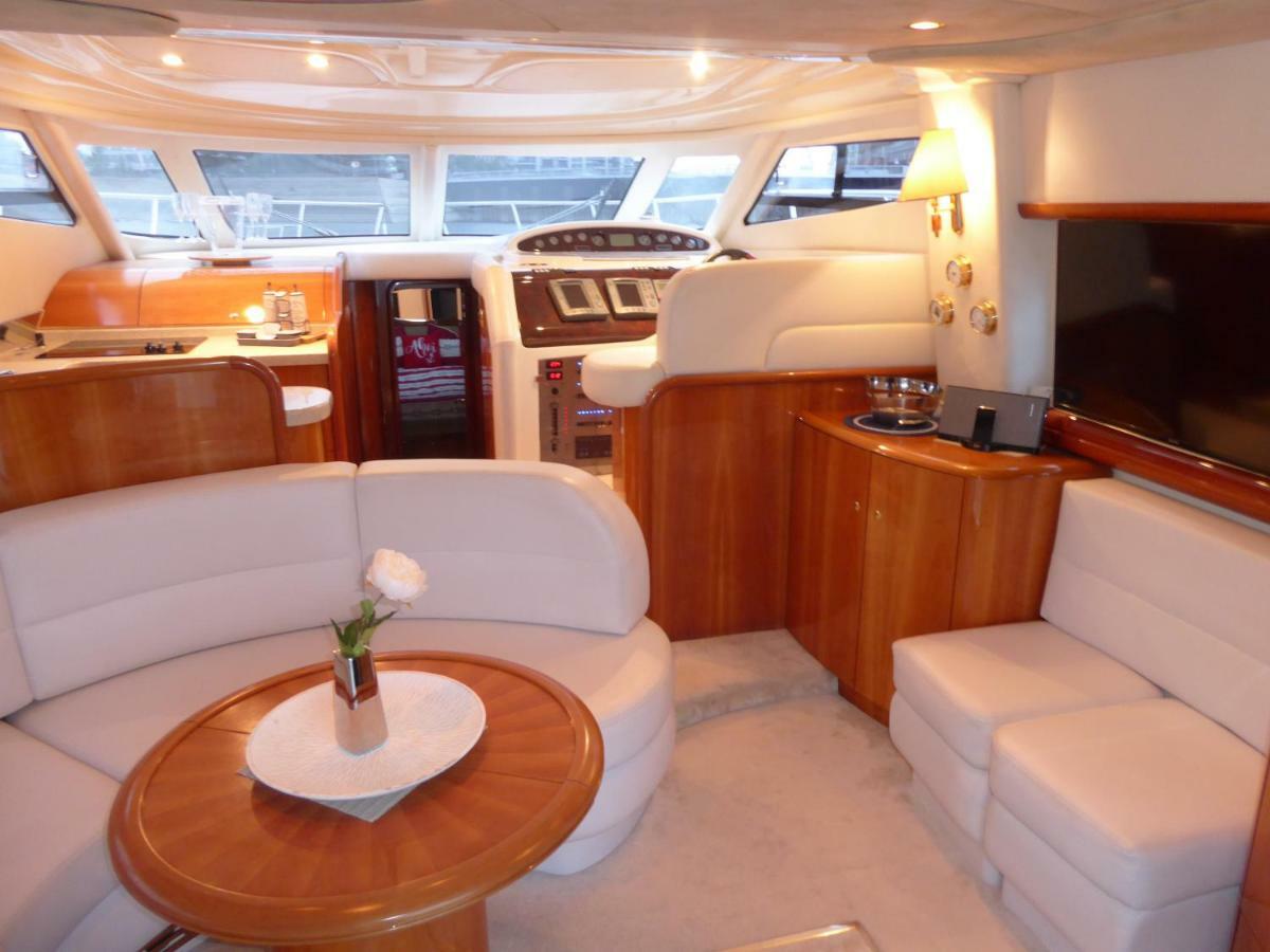 Hotel Rhein Yacht Lexa Duisburg Exterior foto