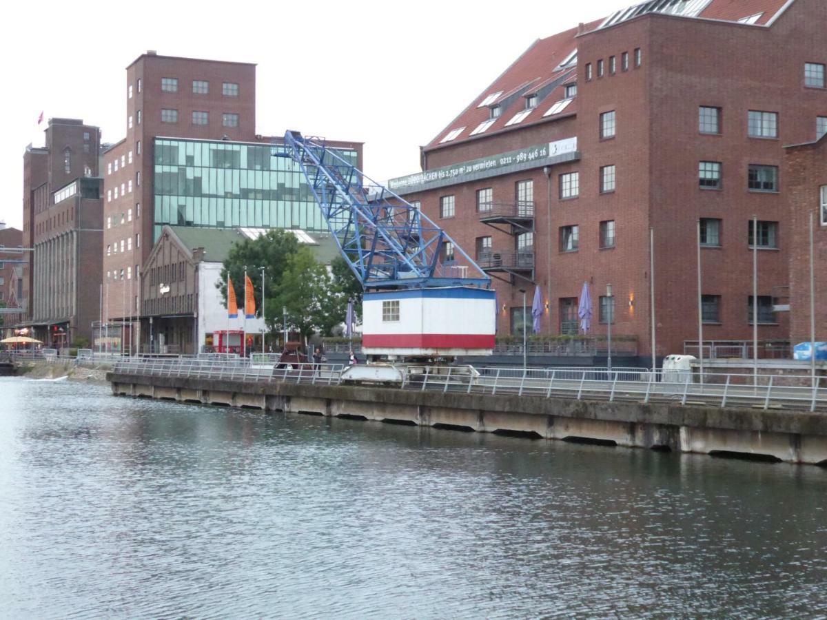 Hotel Rhein Yacht Lexa Duisburg Exterior foto