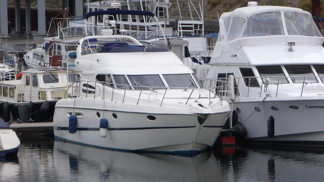 Hotel Rhein Yacht Lexa Duisburg Exterior foto